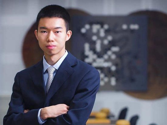 亚洲美女精品成人在线视频