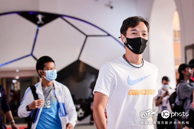 人气高的她